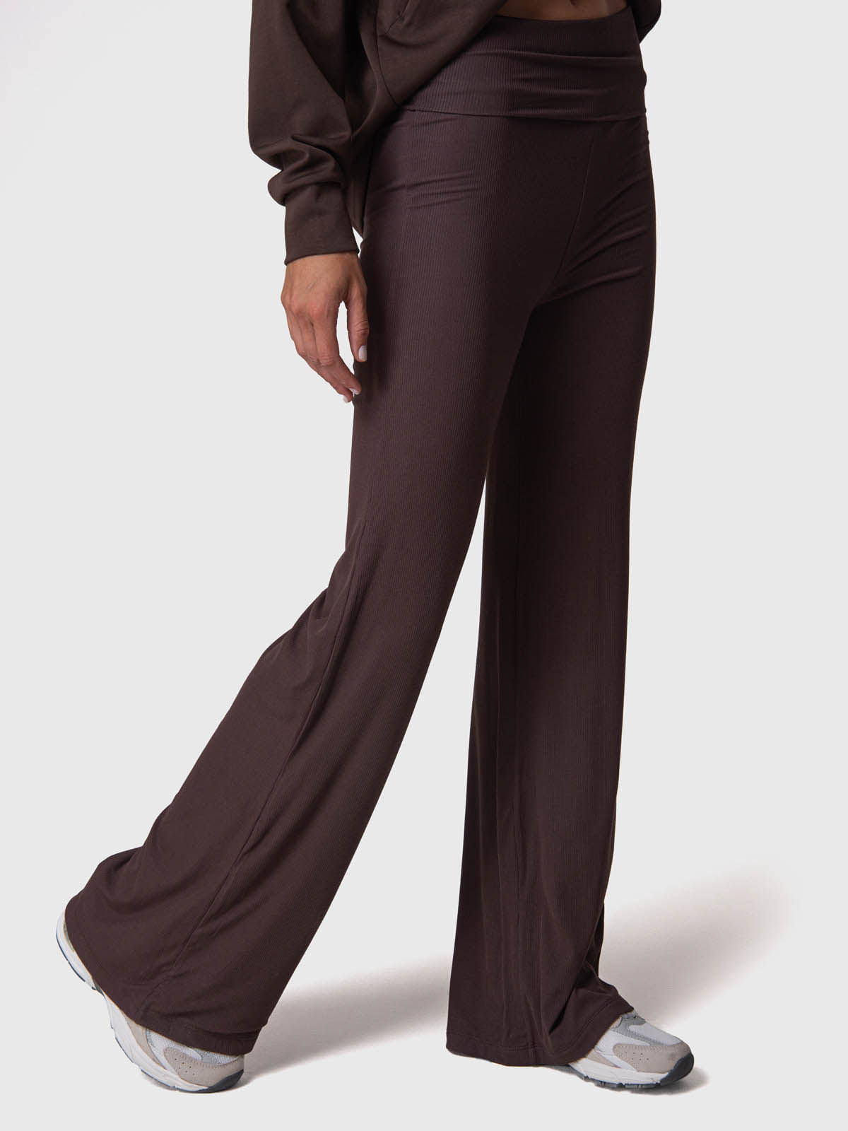 Pantalon Modal Rib Flare Legg Mujer