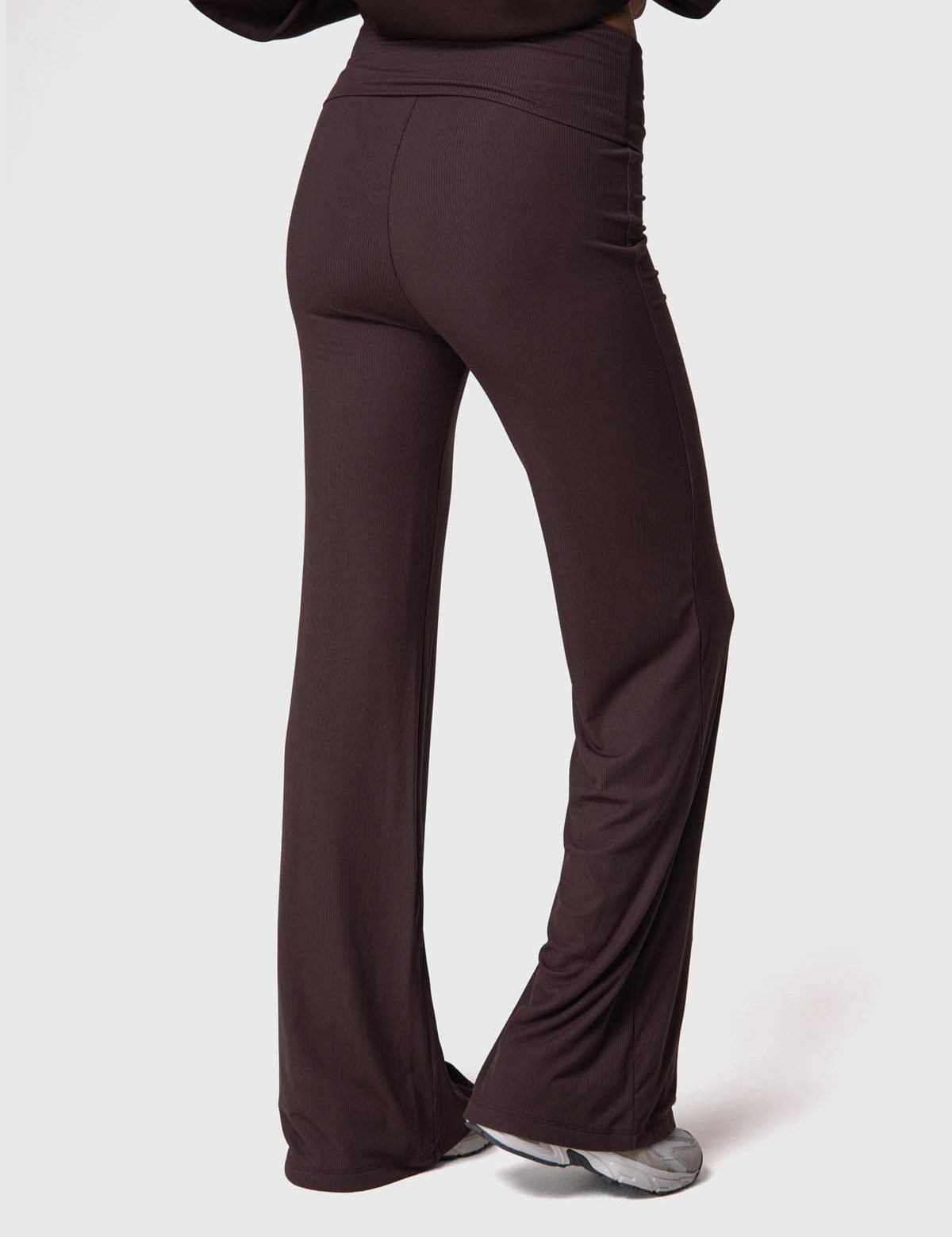 Pantalon Modal Rib Flare Legg Mujer