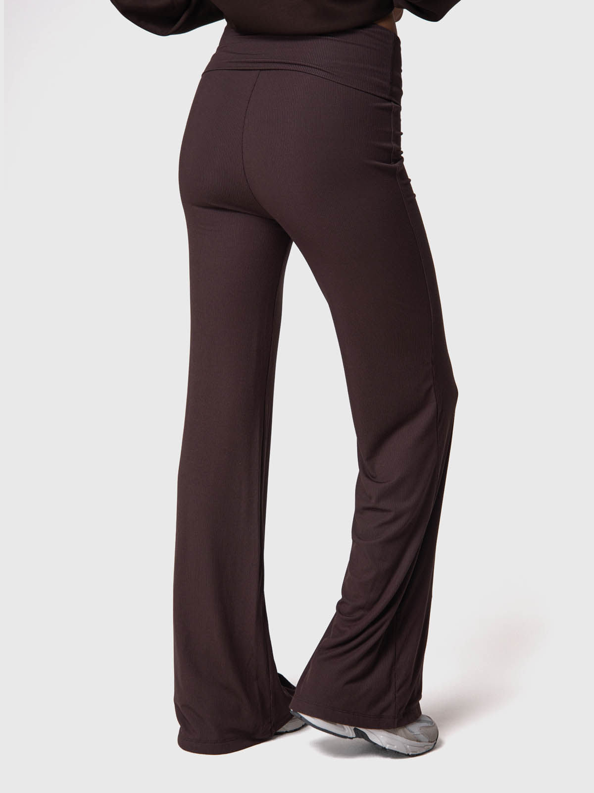 Pantalon Modal Rib Flare Legg Mujer